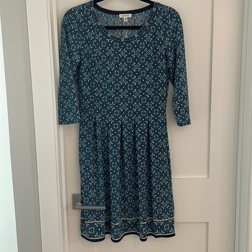 Max Studio blue paisley pleated dress - never worn. New with tags in size xs
